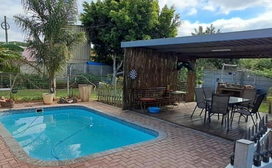 5 Bedroom Property for Sale in Retief Eastern Cape